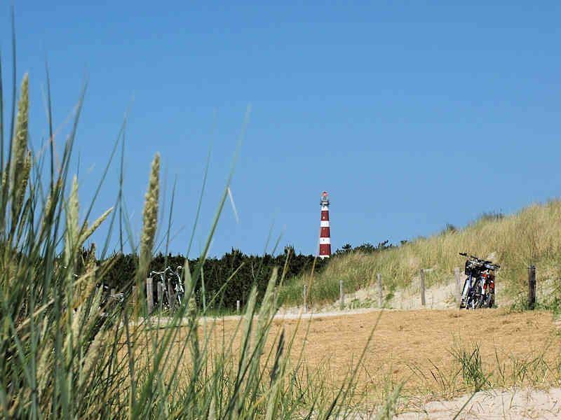 Blick auf den Amelander Leuchtturm